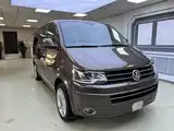 Фото 2 - Volkswagen Multivan