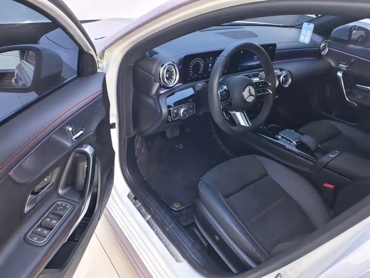 Mercedes-Benz A-Class 2023 A 200 L Fashion фото 4