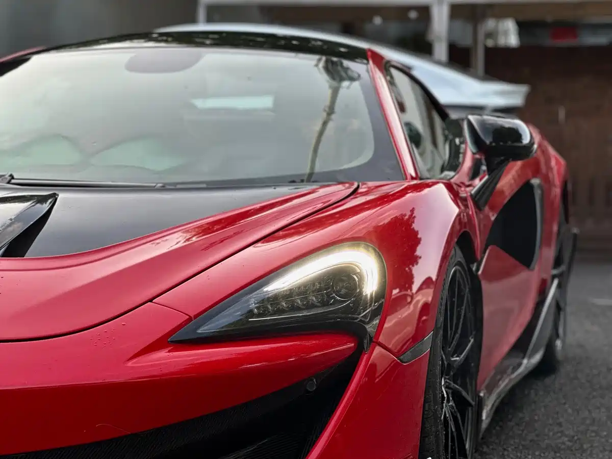 McLaren 570 2015 570S 3.8T Coupe фото 4