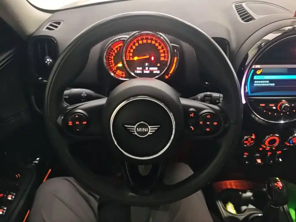 Photo 11 - MINI COUNTRYMAN