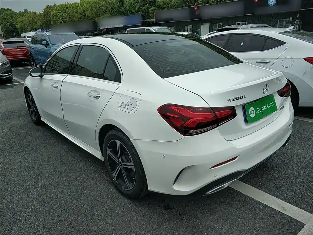 Mercedes-Benz A-Class 2022 Facelift III A 200 L Sport Sedan Fashion фото 5