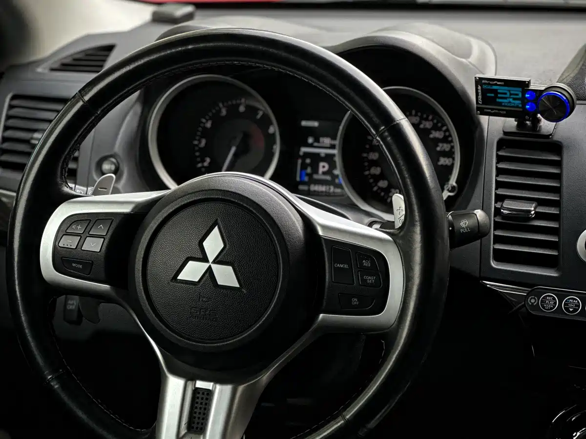 Mitsubishi Lancer 2008 2.0T EVOLUTION X BBS Edition фото 4