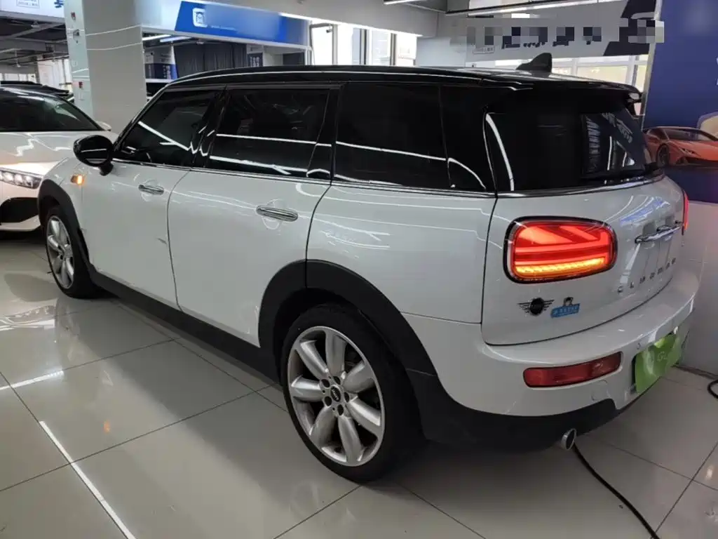 MINI CLUBMAN 2024 2023 Facelift 1.5T COOPER Classic