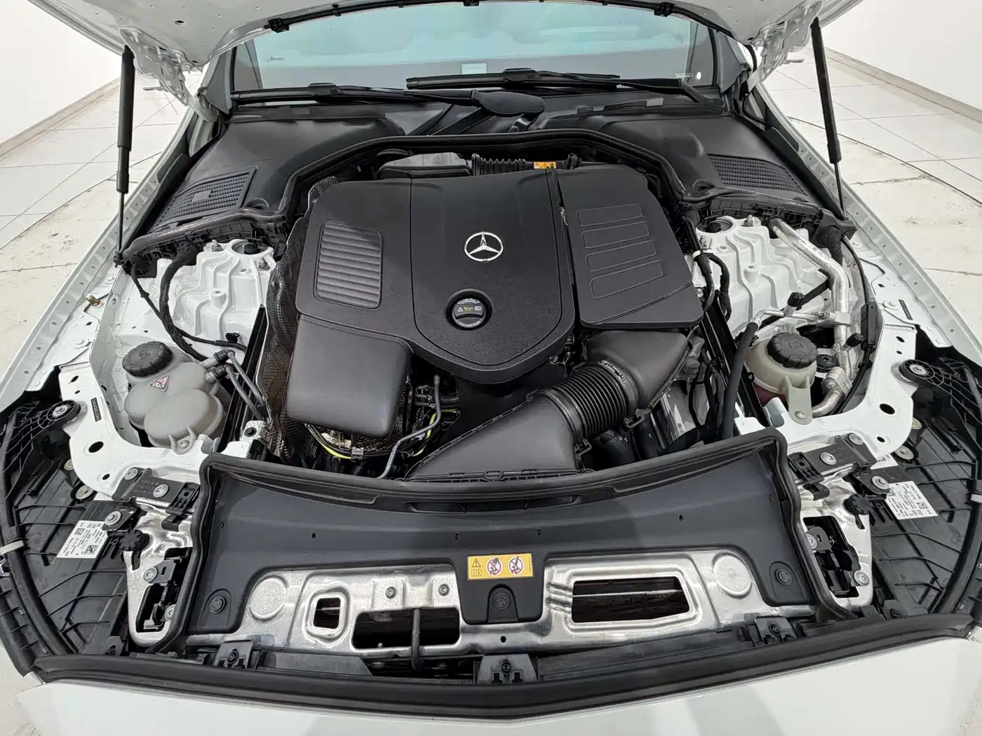 Mercedes-Benz C-Class 2025 C 260 L Night Sport Edition фото 15