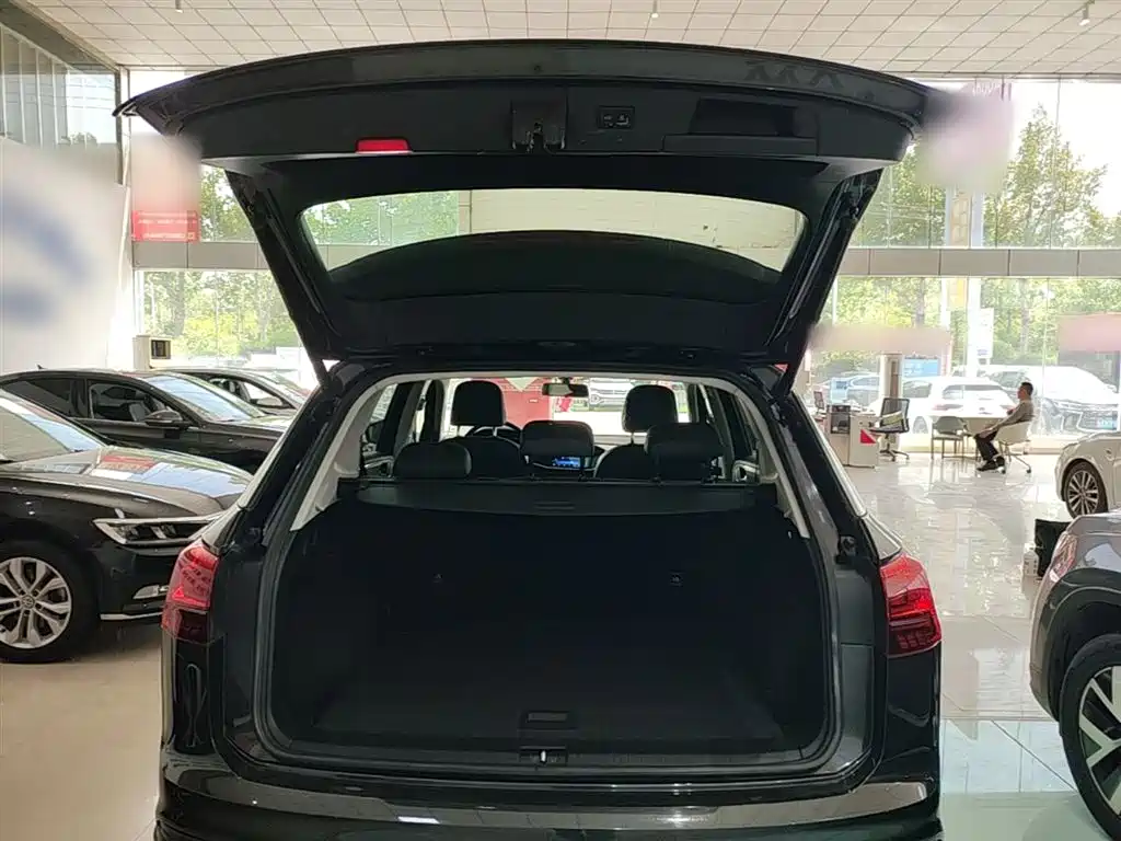 Volkswagen Tayron 2019 330TSI 2WD Luxury China VI фото 19