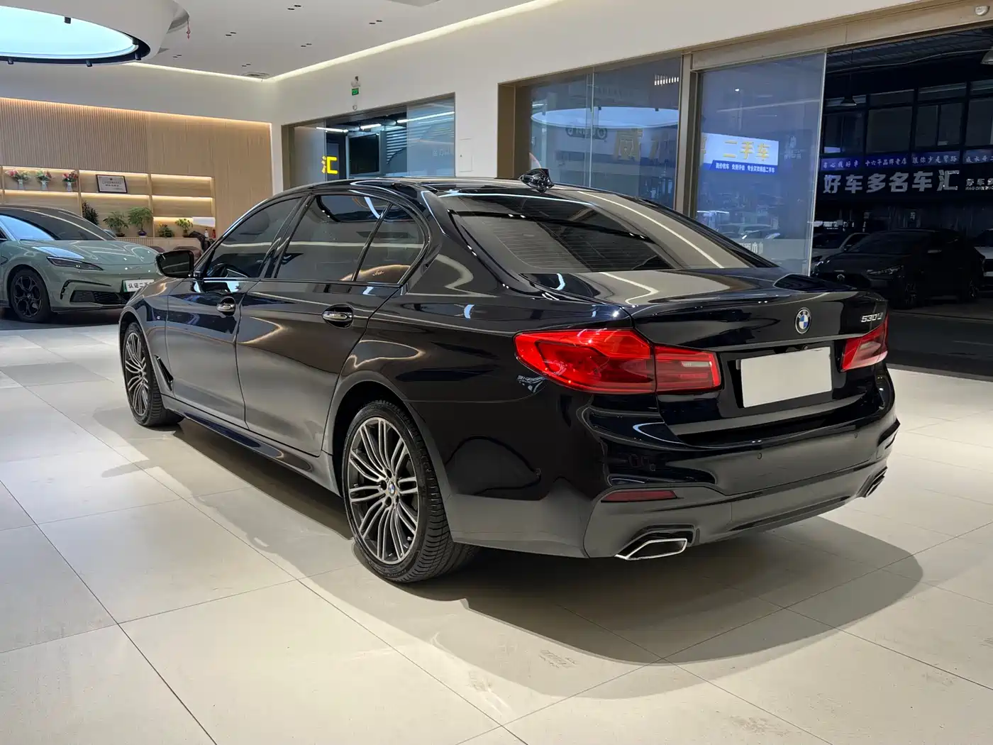 BMW 5 Series 2018 Facelift 530Li Exclusive M Sport Package фото 6