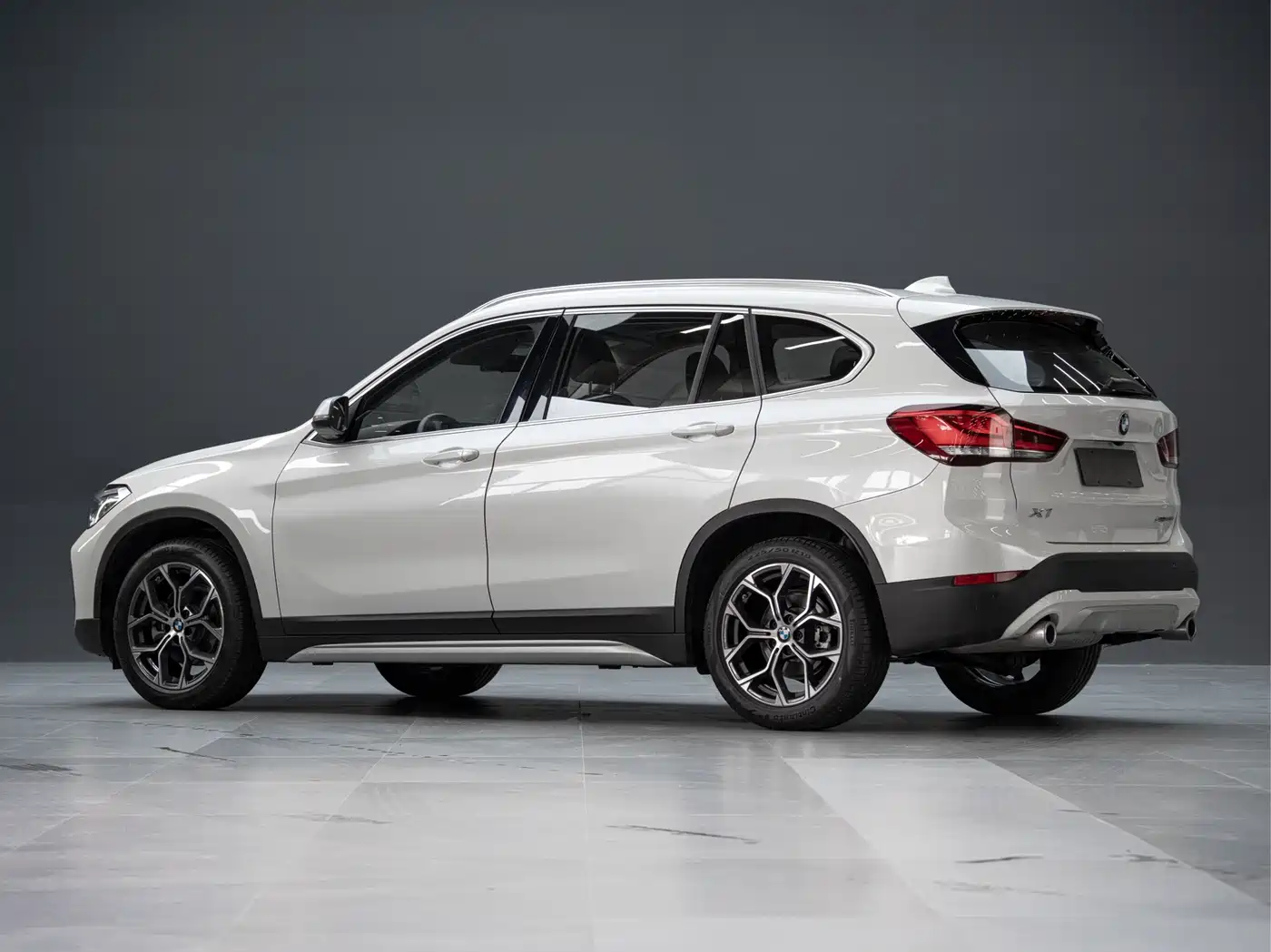 BMW X1 2022 sDrive20Li Fashion фото 7