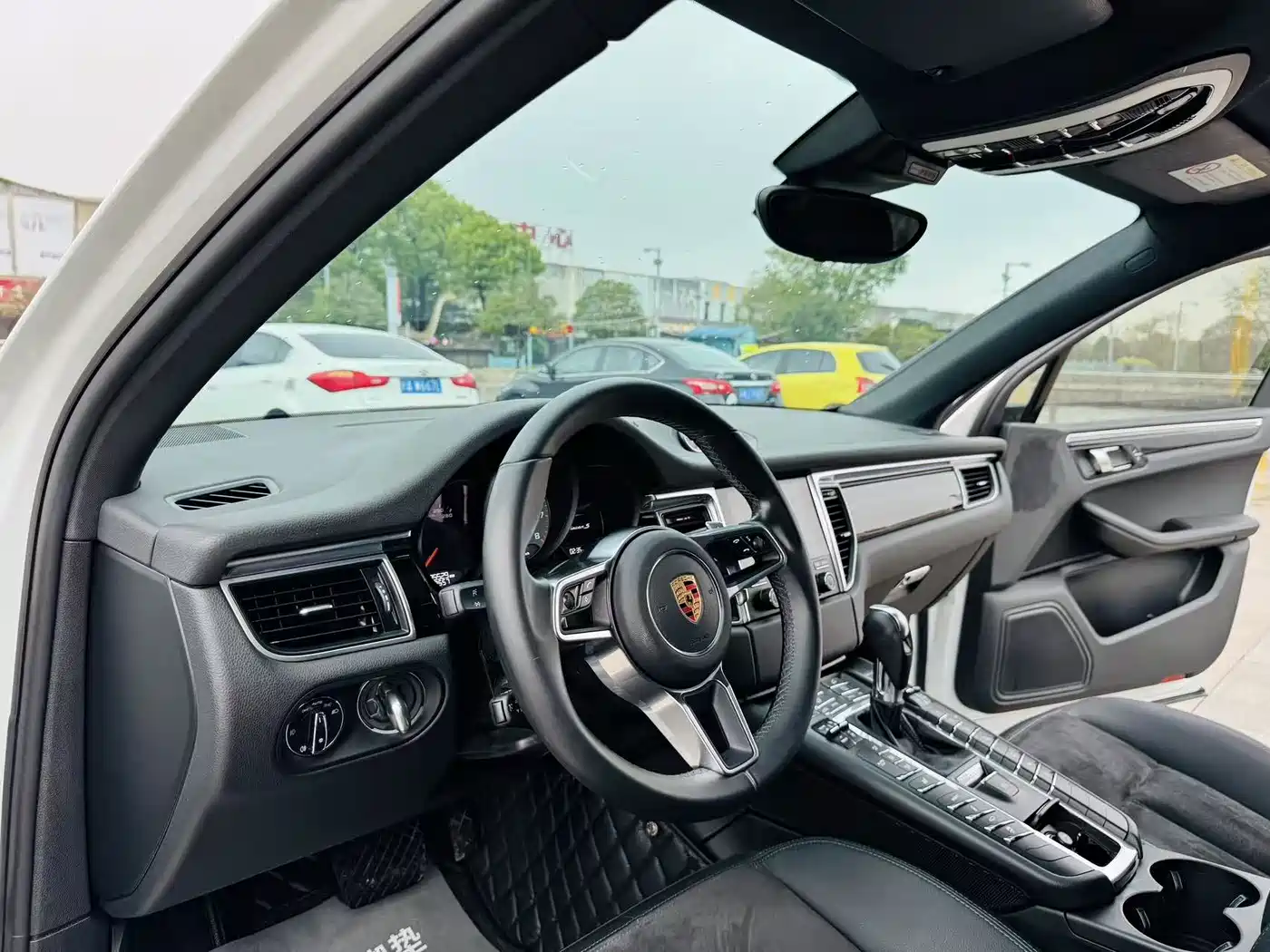 Porsche Macan 2017 Macan S 3.0T фото 10