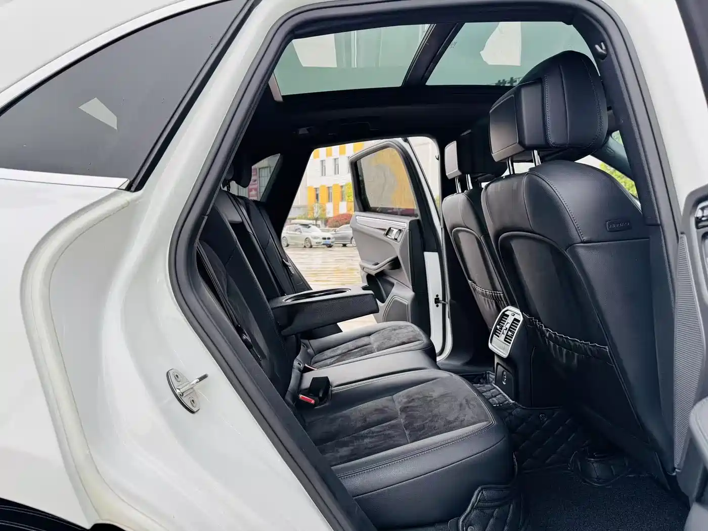 Porsche Macan 2017 Macan S 3.0T фото 20
