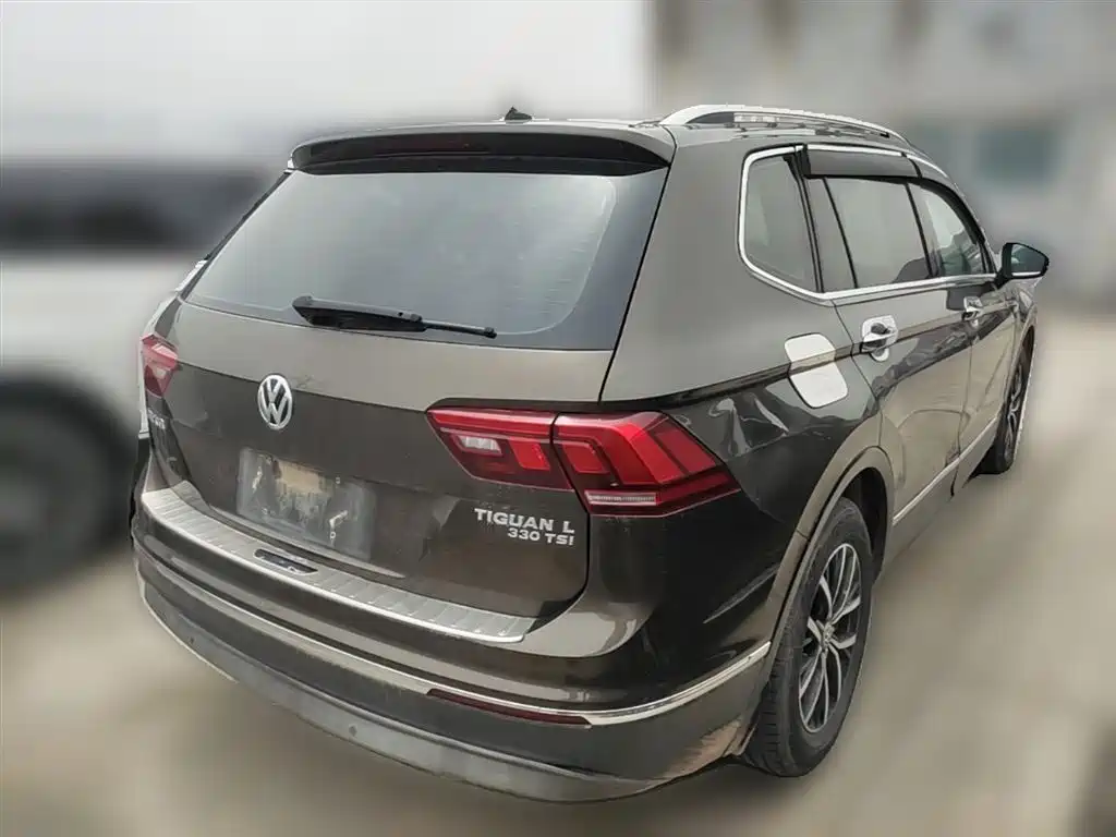 Volkswagen Tiguan L 2018 330TSI Automatic 2WD Luxury Edition фото 12