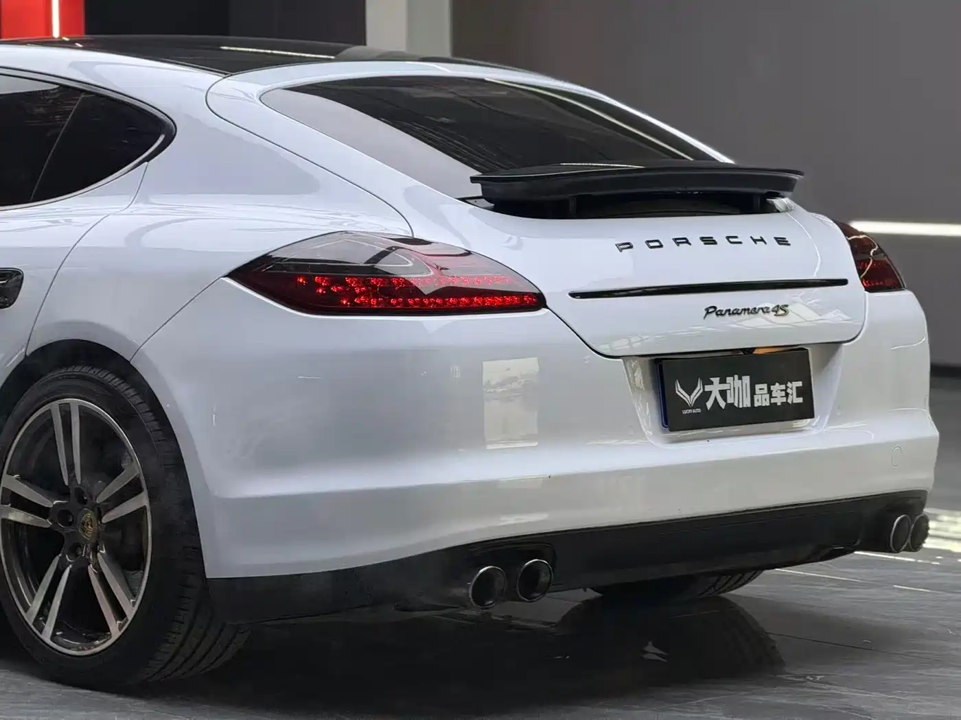 Porsche Panamera 2010 Panamera 3.6L фото 6
