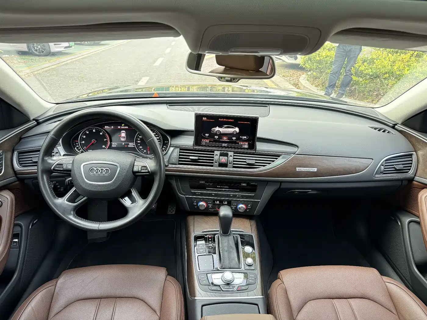 Audi A6L 2016 50 TFSI quattro Luxury фото 6