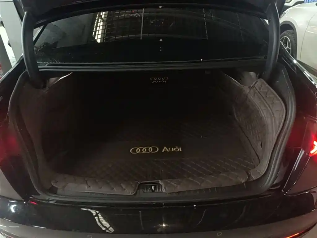 Audi A6L 2019 40 TFSI Luxury Elegance фото 19