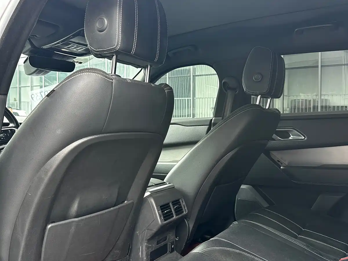 Land Rover Range Rover Velar 2021 P250 Gloss Black Collector's Edition фото 9