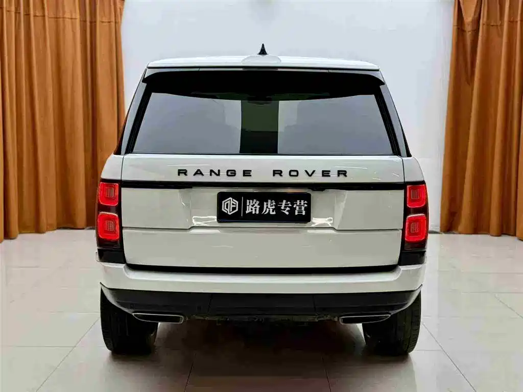Land Rover Range Rover 2019 3.0 SC V6 Heritage Extended Edition фото 5
