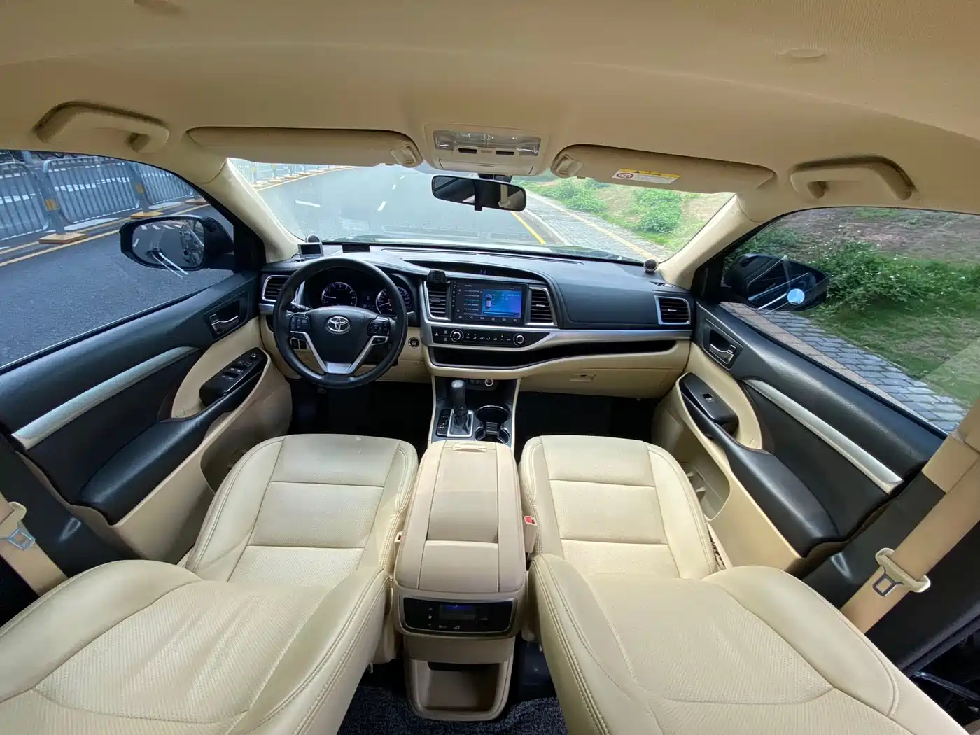 Toyota Highlander 2018 2.0T 2WD Elite 7-seater (China V) фото 14