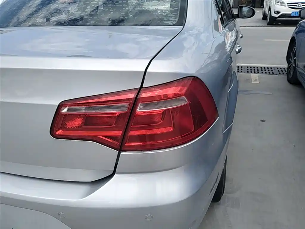 Volkswagen Bora 2014 1.6L Manual Comfort Edition фото 8