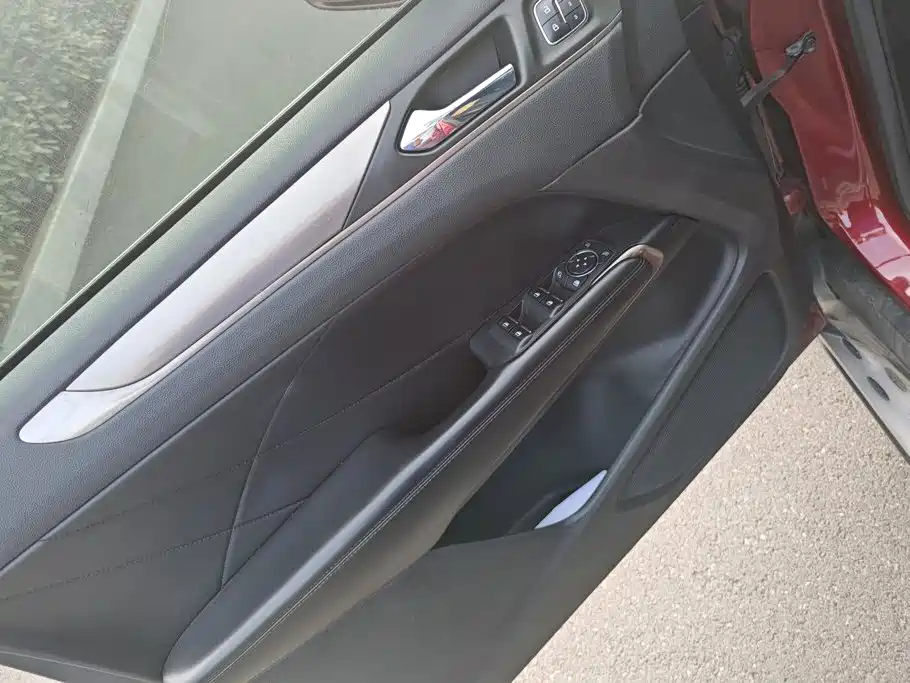 Lincoln MKC 2016 2014 2.0T 2WD Elegance Edition