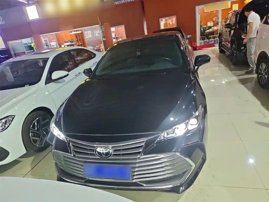 Toyota Avalon 2021 2.5L Luxury Edition фото 3