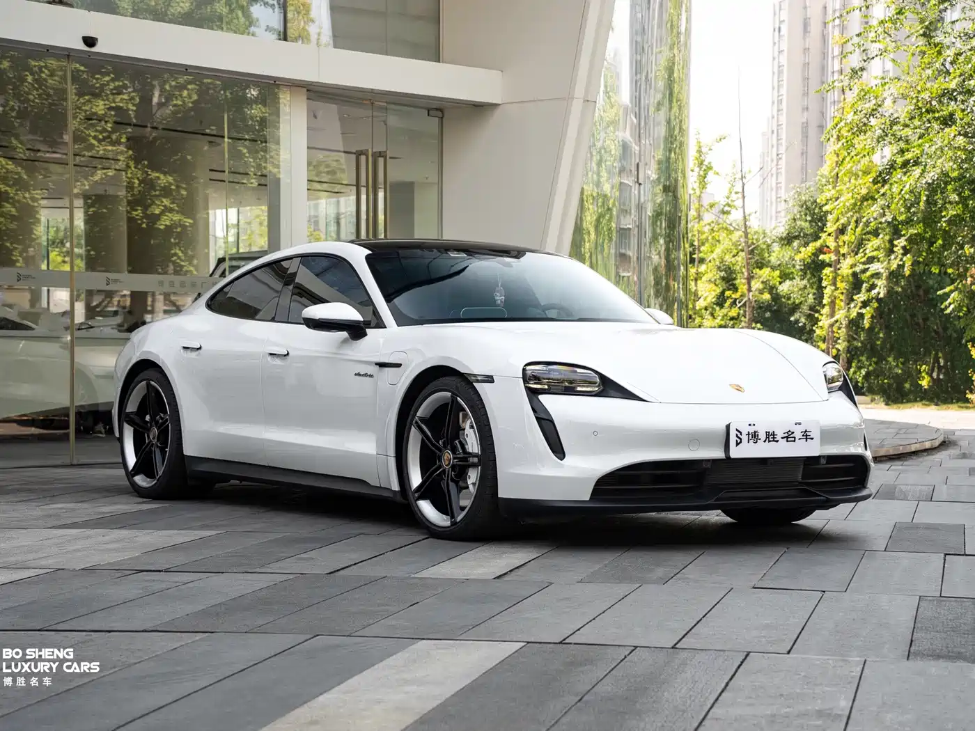 Porsche Taycan 2021 2020 Taycan