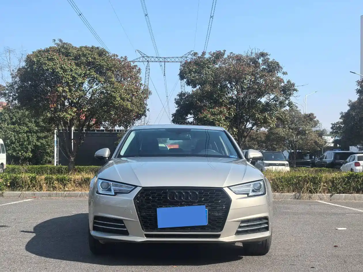 Audi A4L 2017 40 TFSI Progressive фото 2
