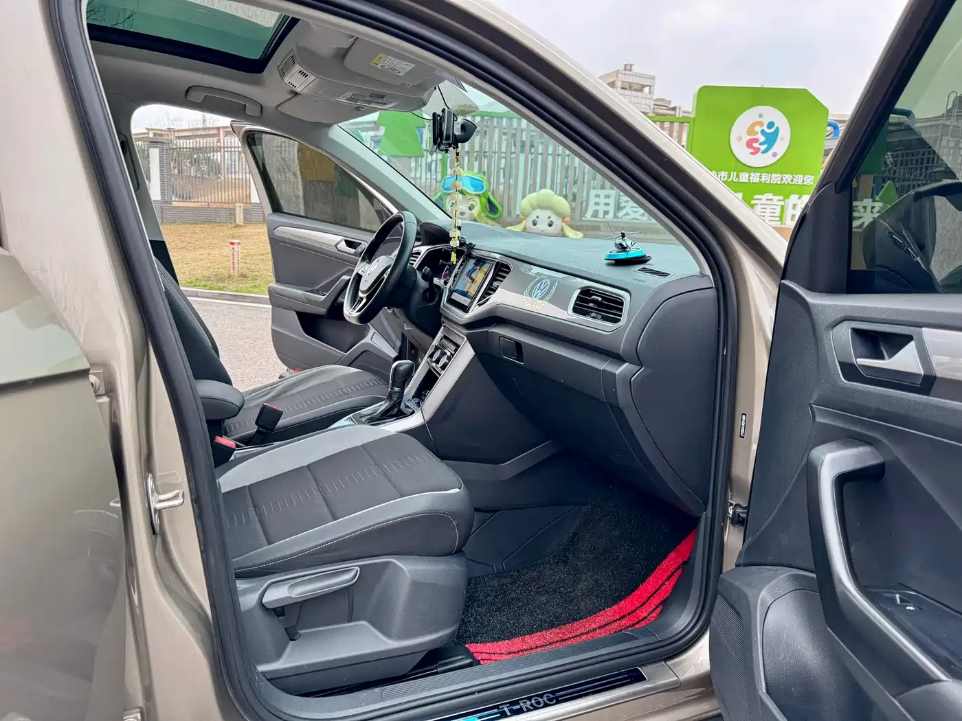 Volkswagen T-ROC 2018 230TSI DSG 2WD Progressive China V фото 8