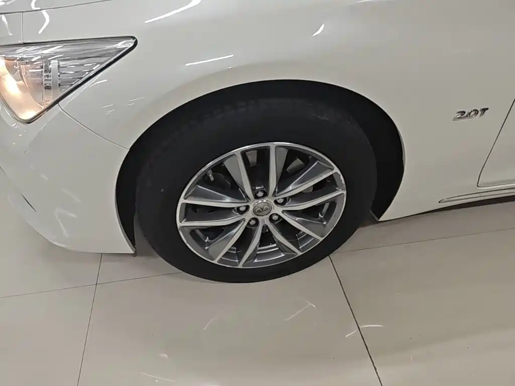 Infiniti Q50L 2021 2018 2.0T Comfort (China VI)