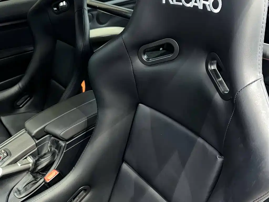 BMW M3 2011 M3 Carbon Fiber Limited Edition фото 11