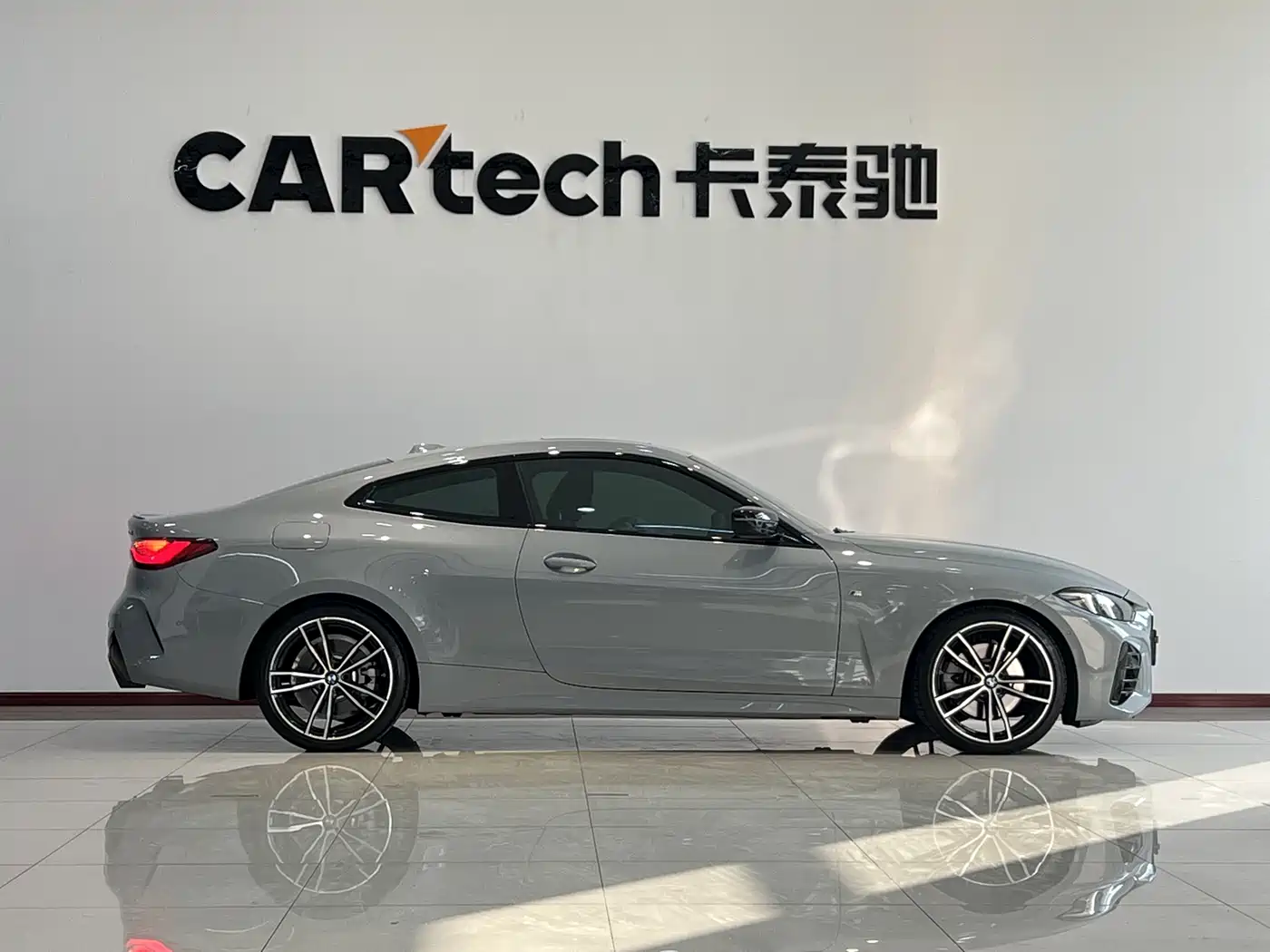BMW 4 Series 2024 430i M Sport Shadow Edition фото 4
