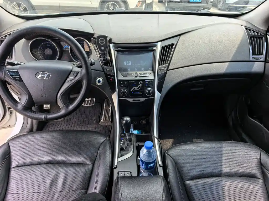 Hyundai Sonata 2014 2013 2.0L Automatic Luxury Edition