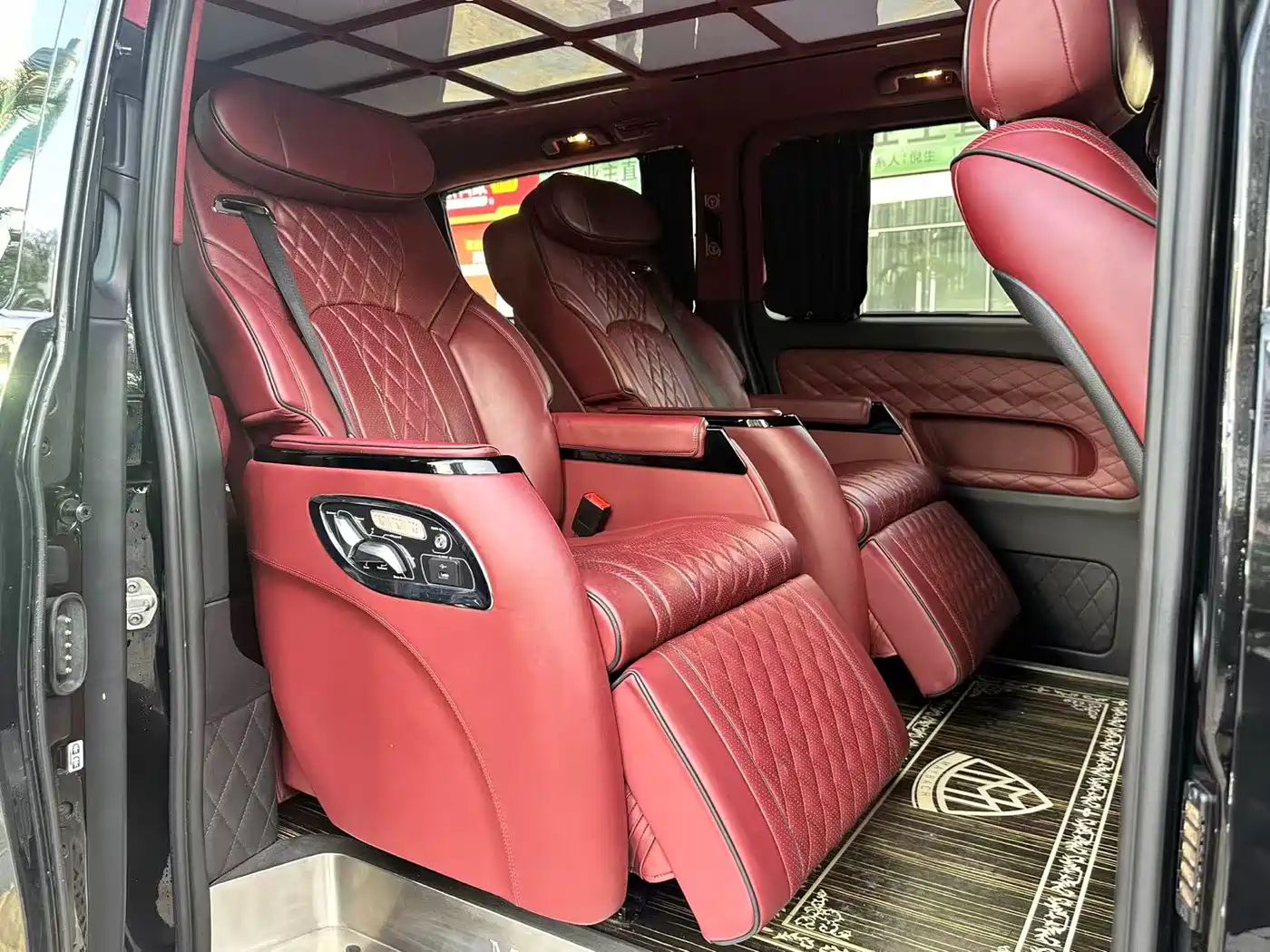 Mercedes-Benz Vito 2018 2.0T Business Edition China VI фото 8