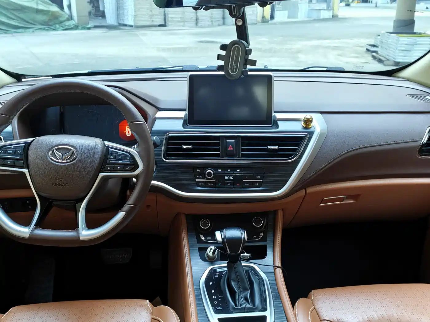BAIC Huansu S7 2018 2018 1.5T Auto Premium Model