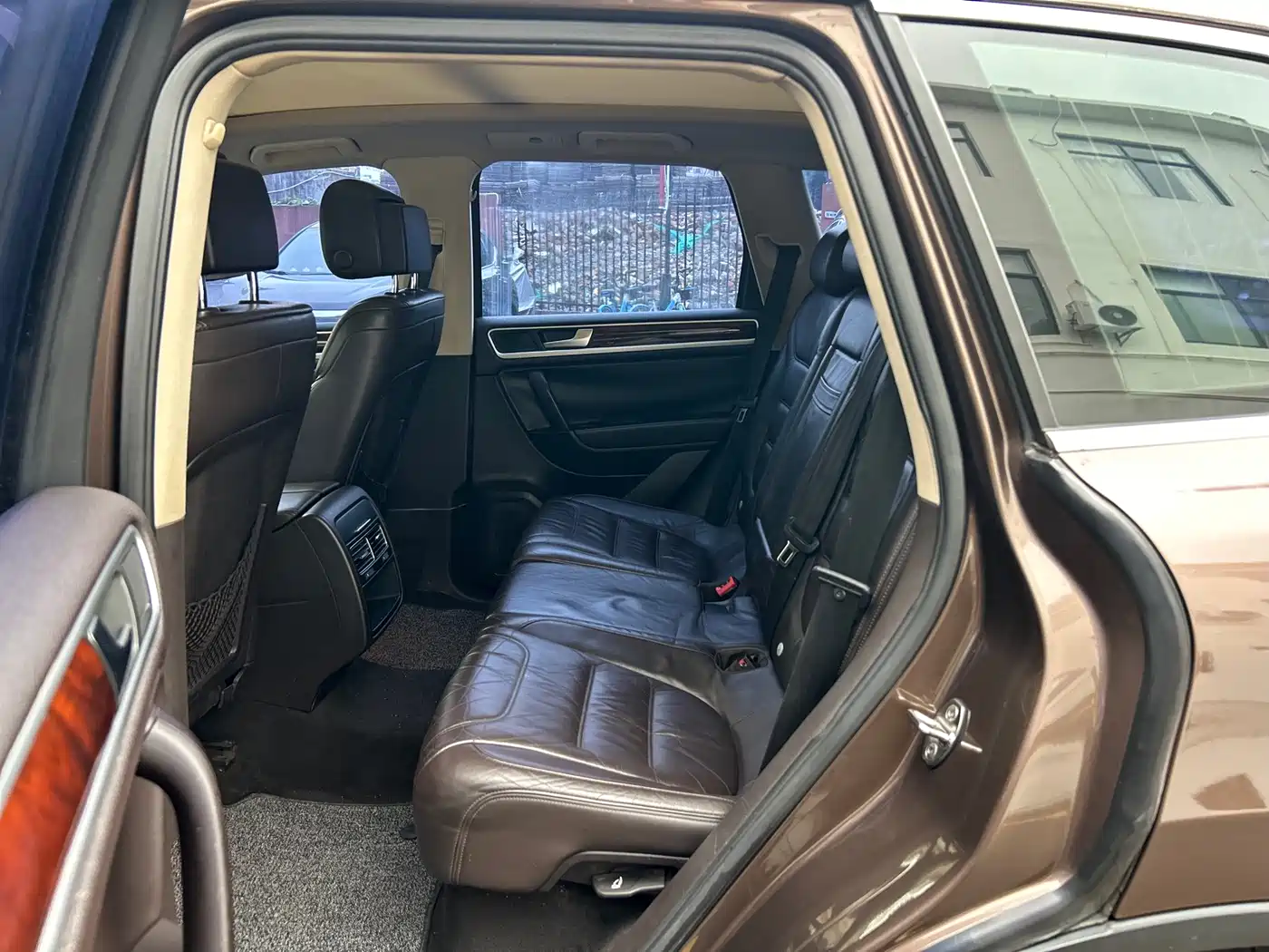Volkswagen Touareg 2011 3.0TDI Diesel Comfort фото 15
