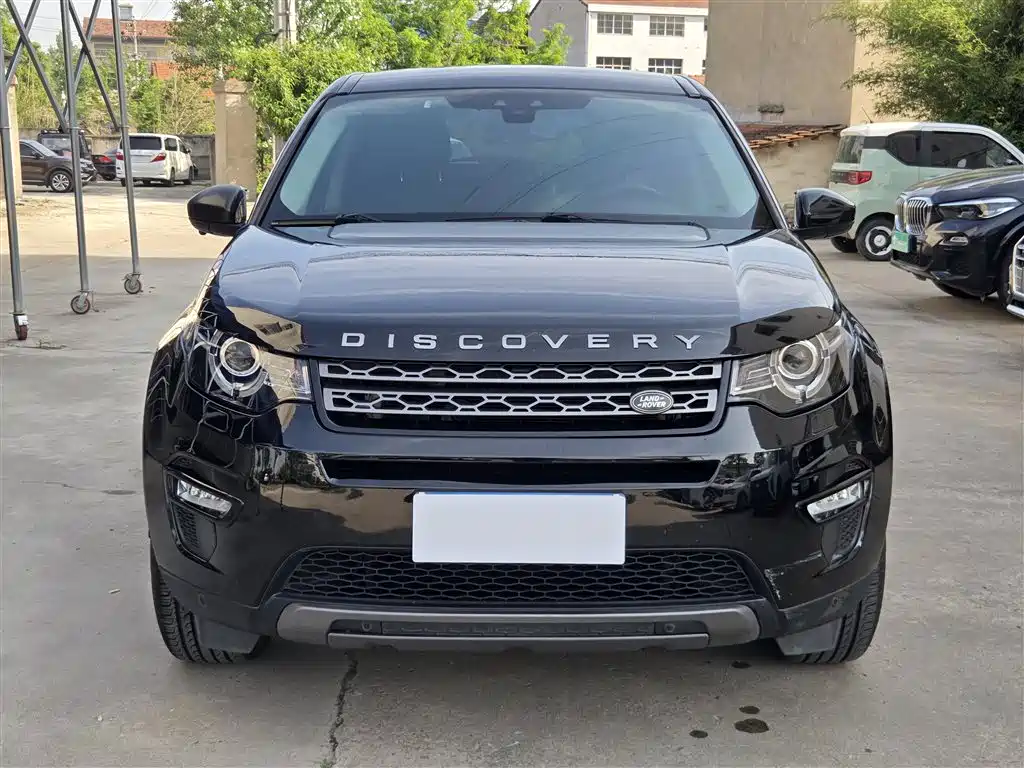Land Rover Discovery Sport 2019 240PS SE Edition China VI фото 22