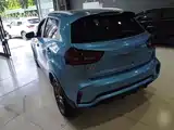 Фото 5 - Geely Vision X3