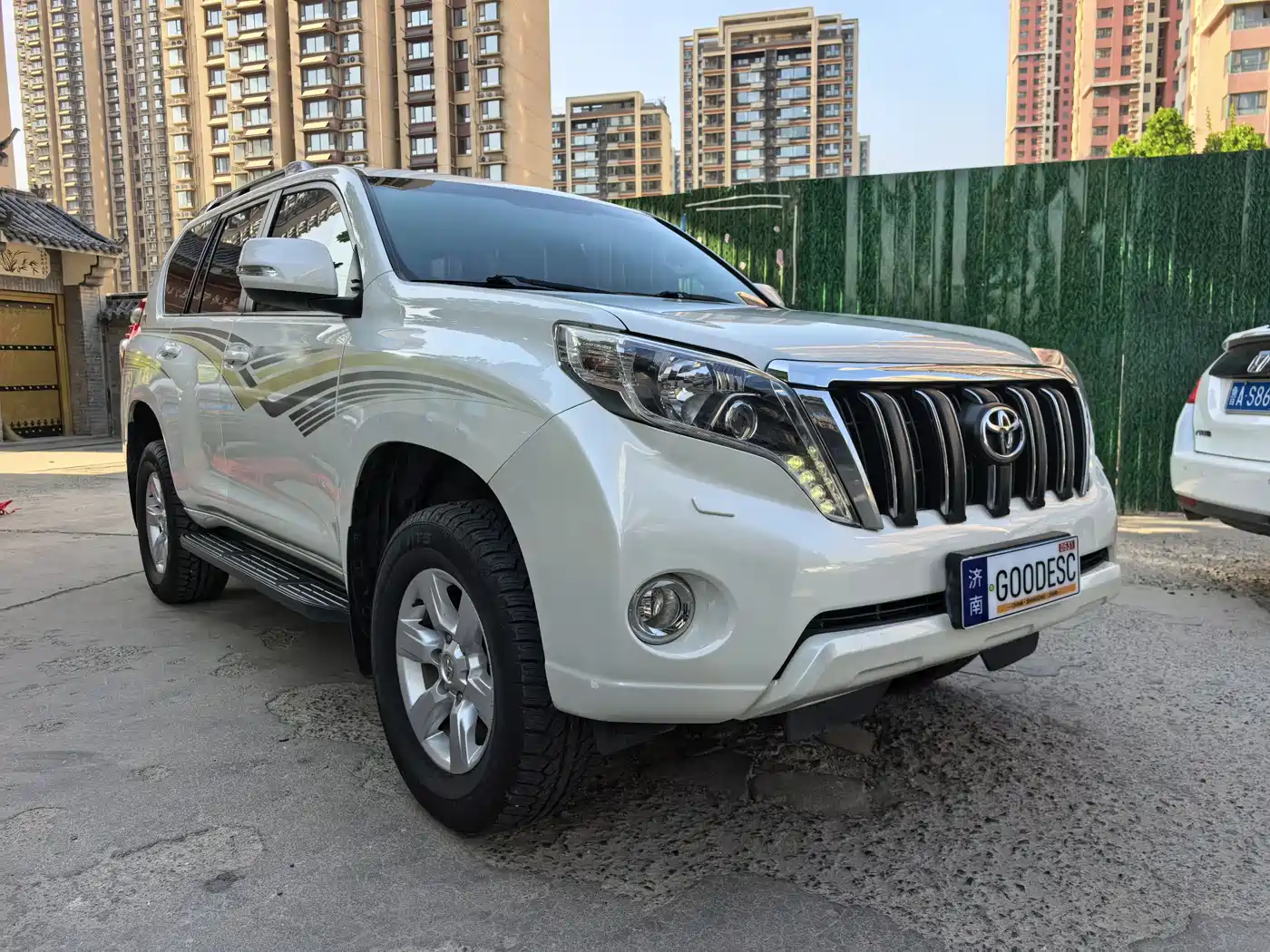 Toyota Prado 2016 2.7L Auto Luxury Edition фото 3