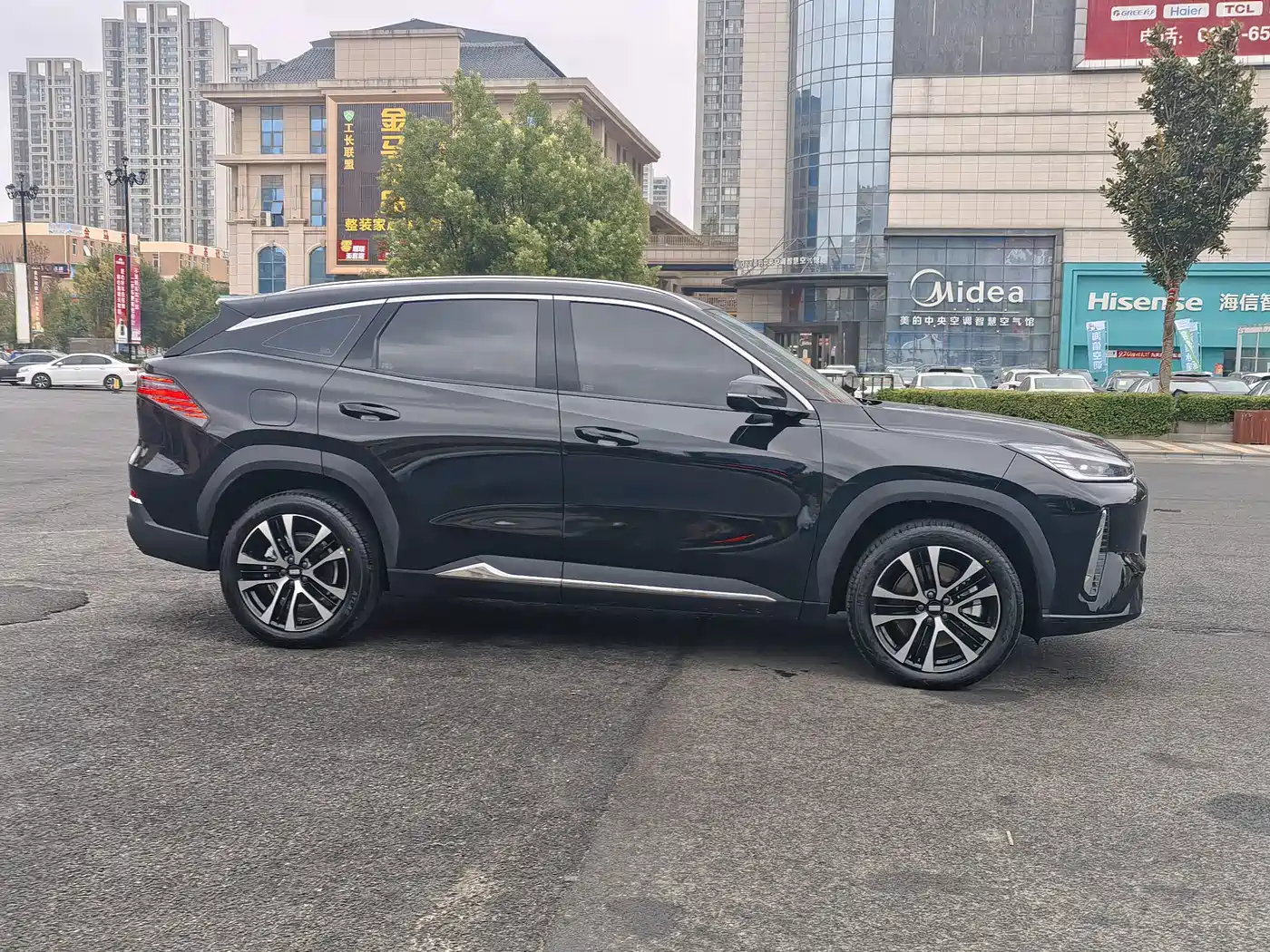 Geely Galaxy Galaxy M7 2026
