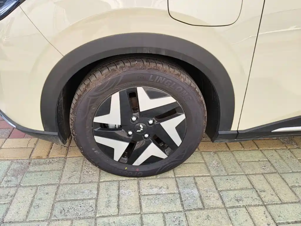 Wuling Motors Wuling Bingo S 2026 2025 Model Base Version