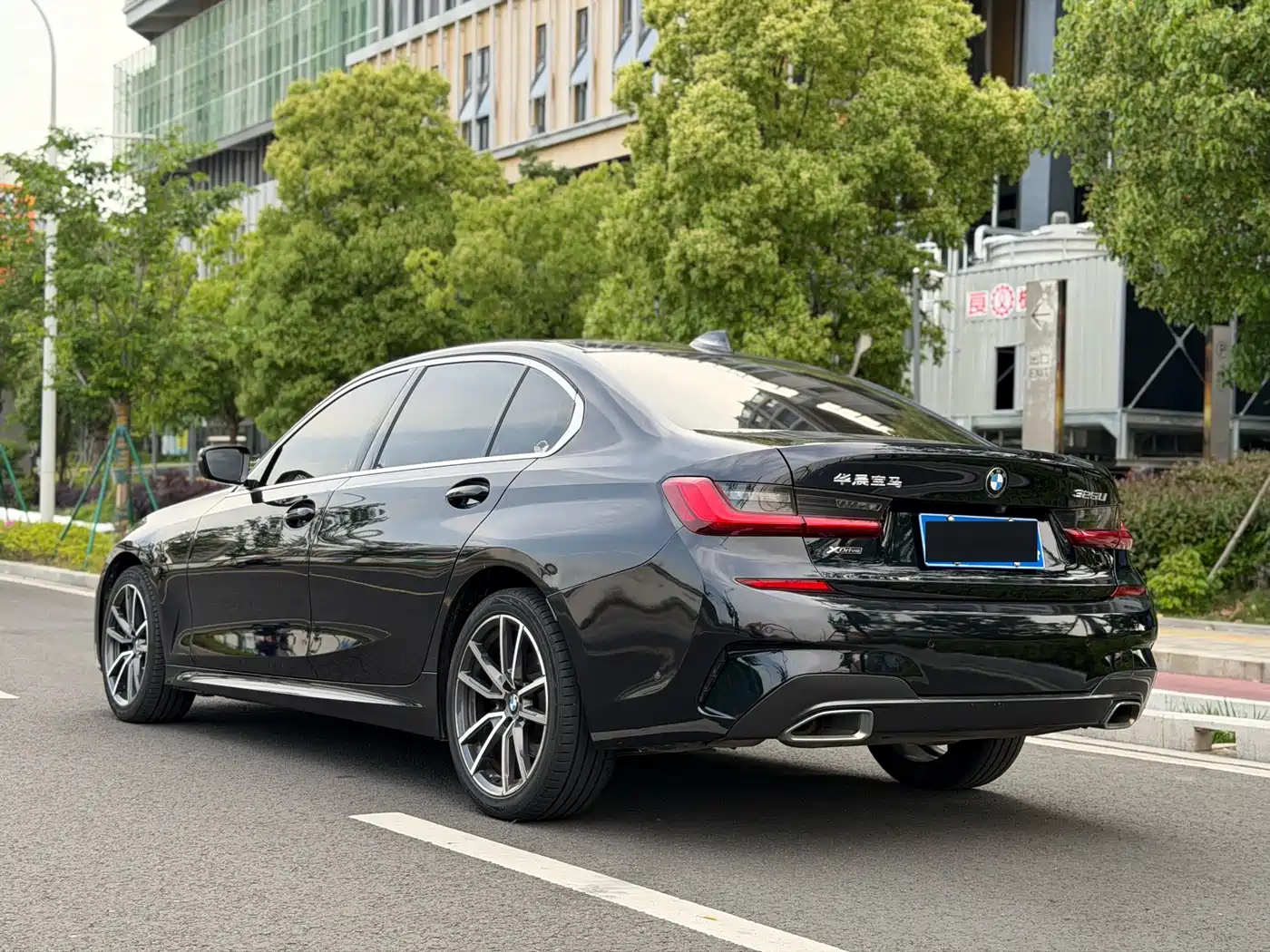 BMW 3 Series 2021 325Li xDrive M Sport Package фото 12