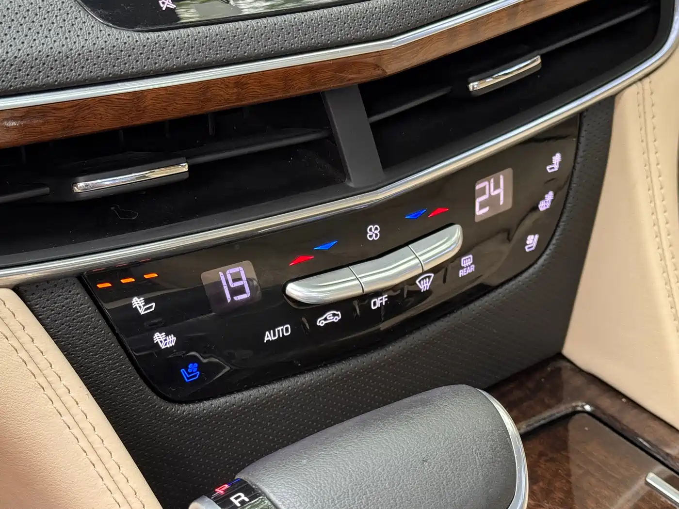 Cadillac CT6 2017 40T Platinum фото 9