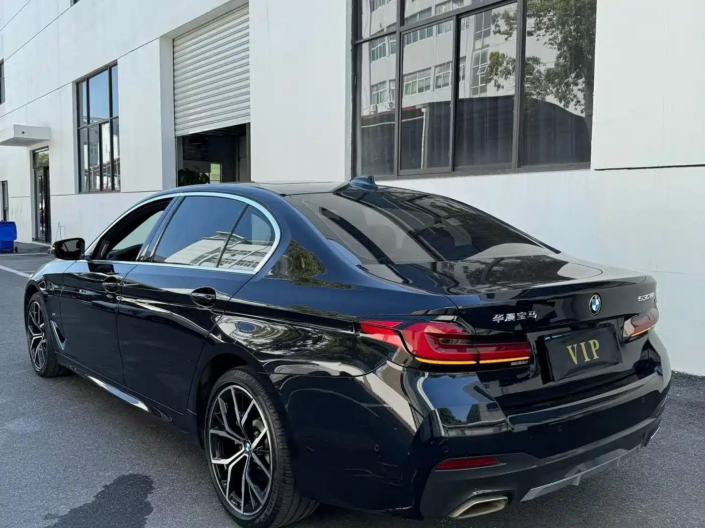 BMW 5 Series 2021 530Li Premium M Sport Package фото 8