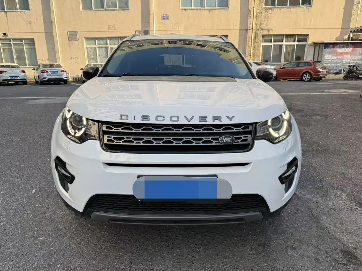 Land Rover Discovery Sport 2016 2.0T SE фото 3