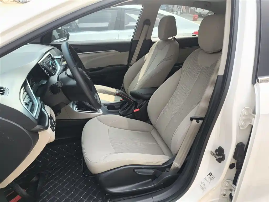 Buick Excelle 2015 15N Automatic Elite фото 11