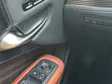 Фото 14 - Lexus LS