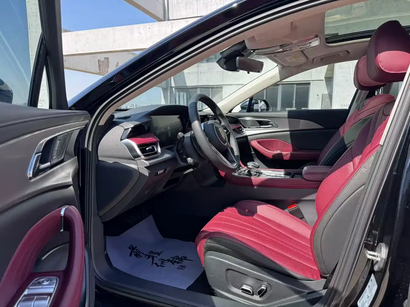 Hongqi H5 2024 1.5T DCT Smart Connect Flag Rhythm Edition фото 2