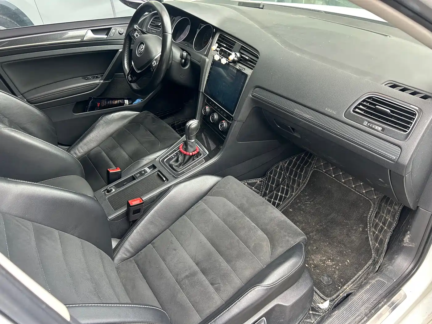 Volkswagen Golf 2018 230TSI Automatic Luxury фото 7