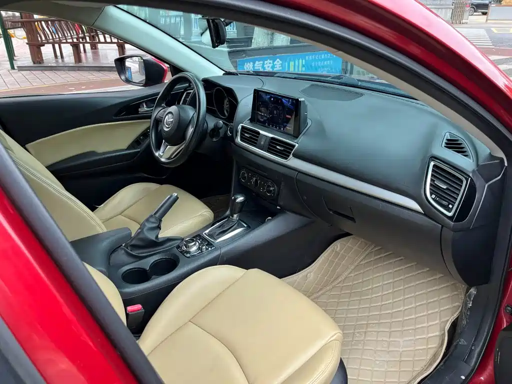 Mazda Mazda3 Axela 2014 2014 Sedan 1.5L Automatic Comfort