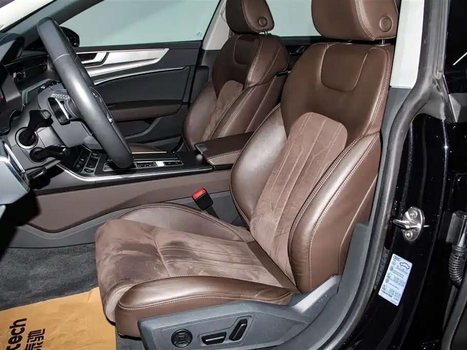 Audi A7L 2024 45TFSI S-line Dream Edition Crystal Package фото 18