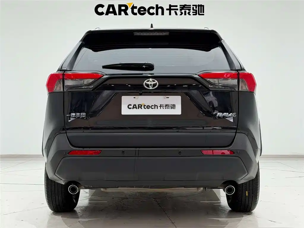 Toyota RAV4 Rongfang 2023 2.0L CVT 2WD Urban Edition фото 9