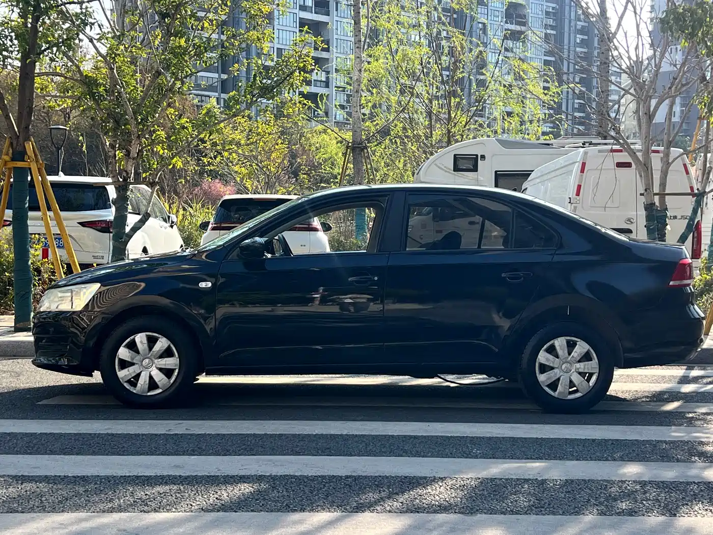 Volkswagen Santana 2013 1.6L Manual Trend Edition фото 8